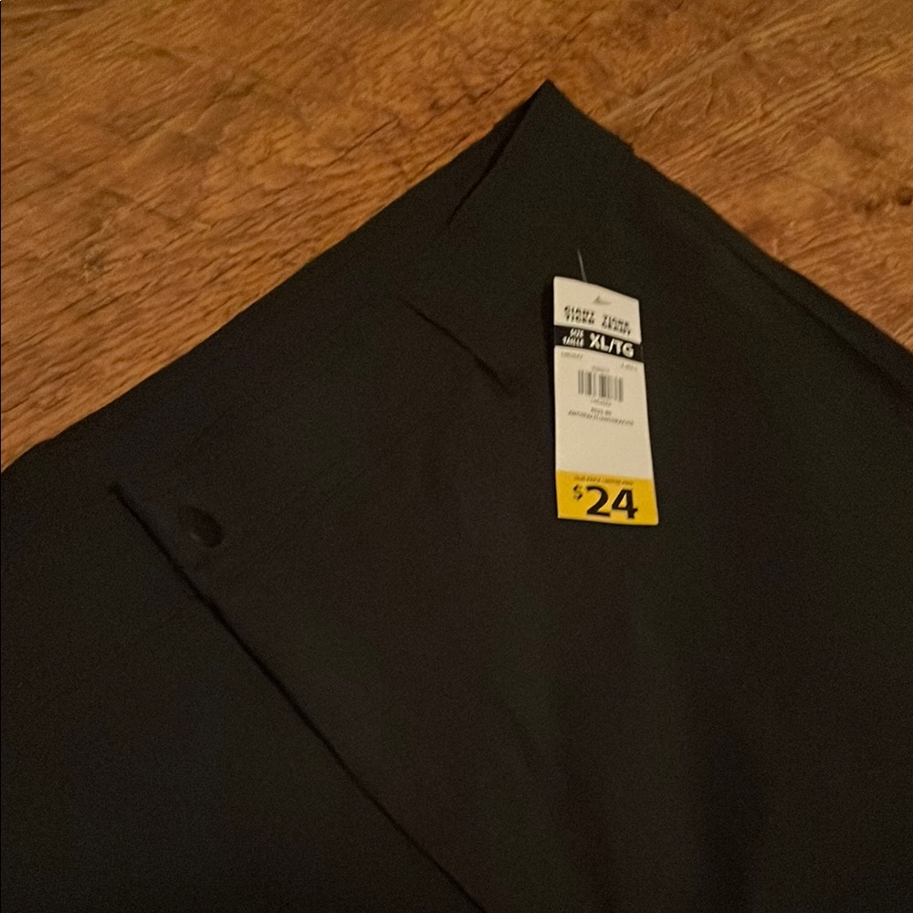 NWT Mountain Ridge Men's Black Cargo Pants XL